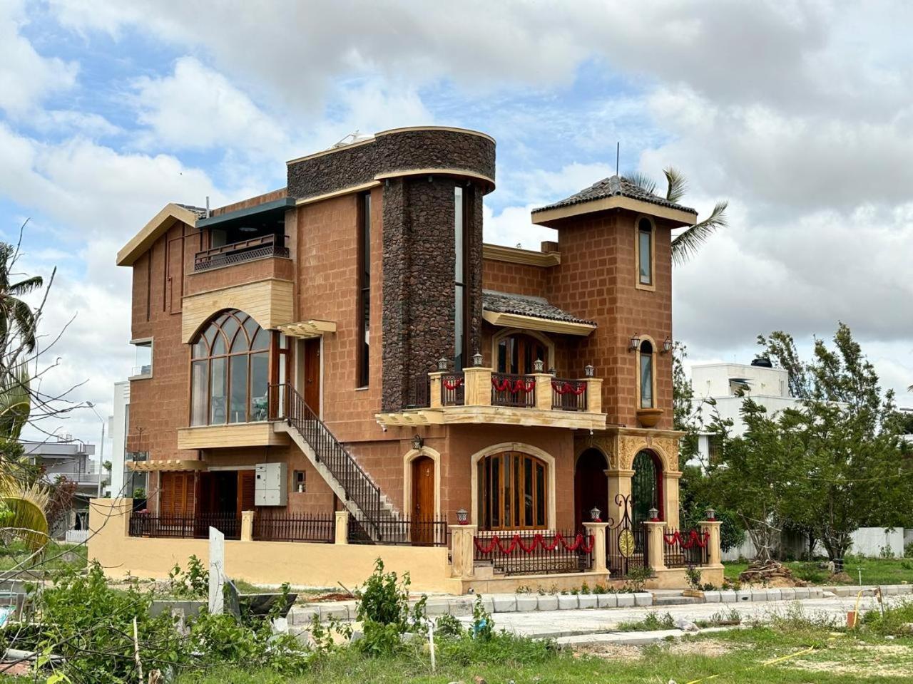 Villa Mia Madre à Bangalore Extérieur photo